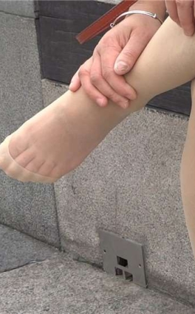 成熟的肉丝美足shu妇 [543 MB/MP4]