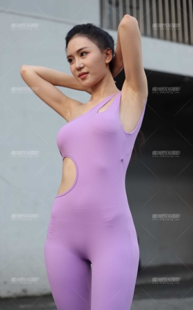 车模顾言 [16P]