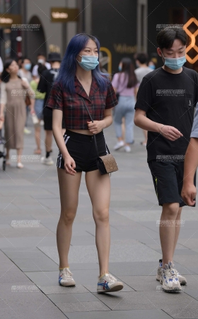 露腰热裤YY女友 [14P]