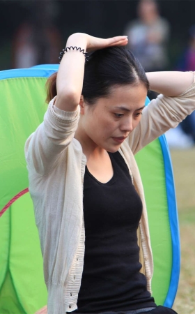 No1318 长发白足少妇收官