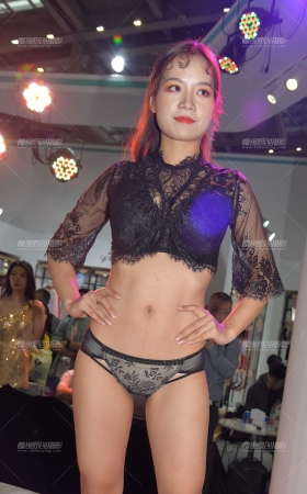 蕾丝款色，就是迷人~我要买几条 [21P]