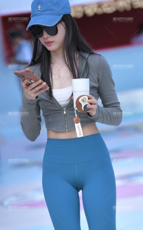 喜欢醇香咖啡的小姐姐 [15P]
