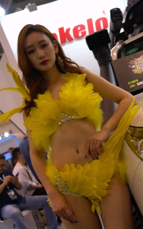 性感大长腿火辣身材高跟鞋美女靓模