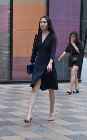 气质白领美女