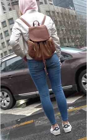 两组国外小妹