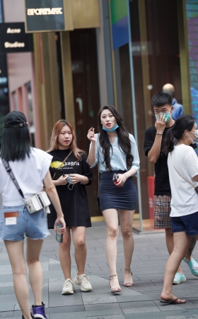 漂亮的紧身包臀裙MM