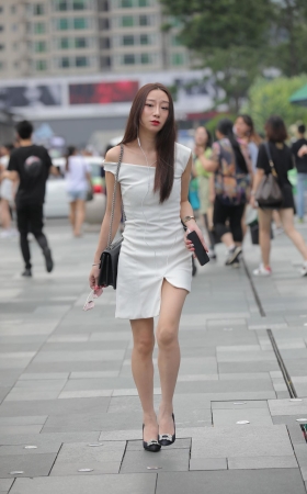 苗条美女