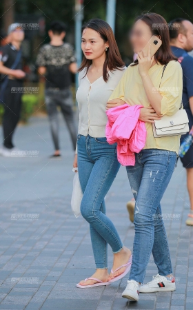 蓝牛** [14P]