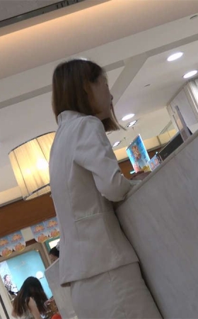 漂亮OL制服美女的极品诱惑丝袜脚