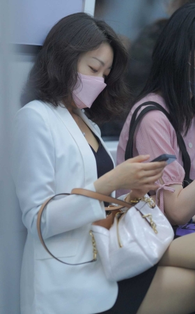地铁奇遇 [19P]