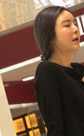 有气质的黑丝售货员