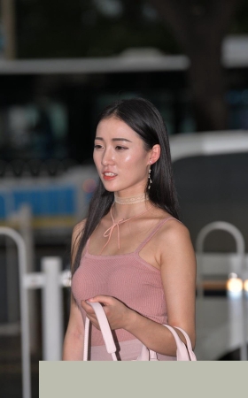 傍晚逛街漂亮美女MJ1739[817M]
