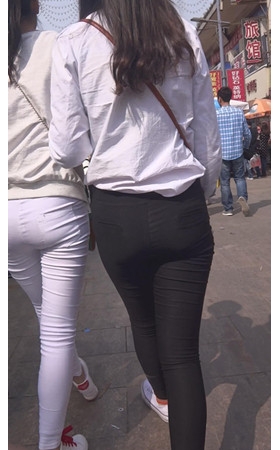 黑白紧身双骄