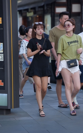 金发美女