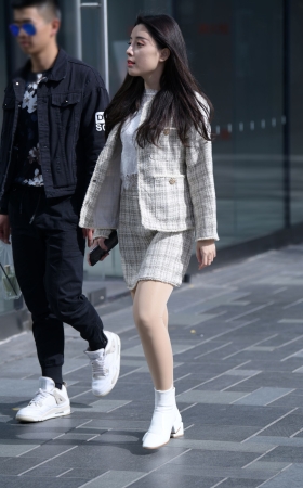 爽滑肉丝美女