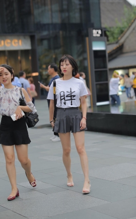 百褶裙的迷人之处