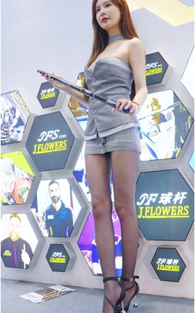 球杆美模
