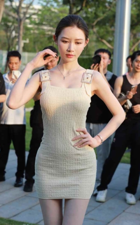 简约吊带白裙 [152P-1.15GB]