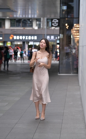 长裙美女街拍