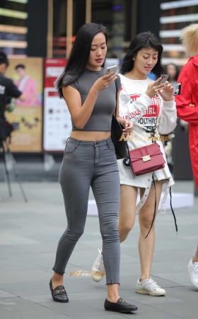 紧牛好身材 [26P]