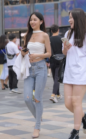 抹胸紧牛 [11P]