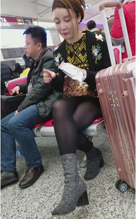黑丝气质美妇