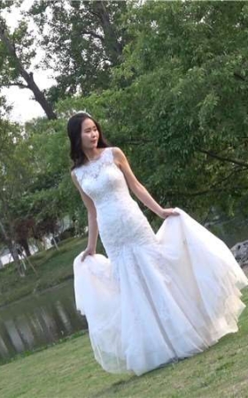 4k-幸福满满的白色高跟鞋美女拍婚纱照