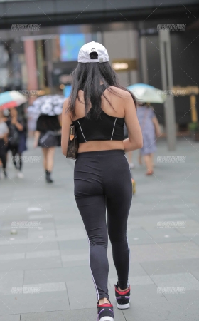 运动装 [18P]