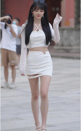 白裙小美女(261P)