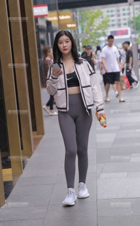 夏天渐走，秋天来临？ [14P]