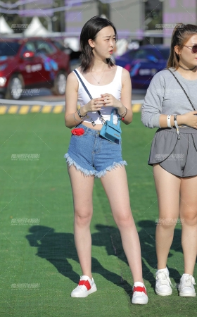 两个不同类型，喜欢那个呢？ [27P]