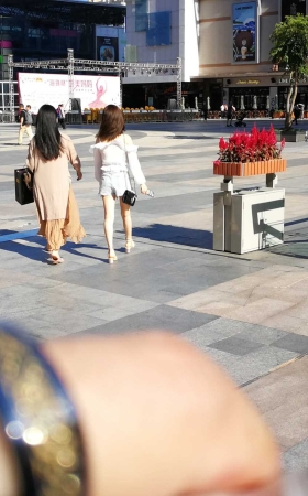 热裤，裸腿，凉高，美女（12） [13P]