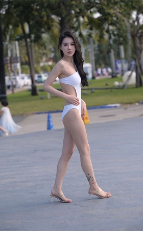 不吃鸡蛋街拍作品 白色诗歌