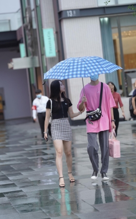 短裙女友