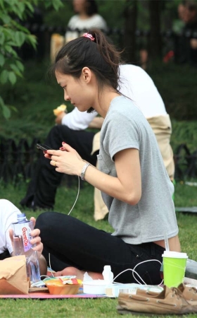 No1268 从早春盼到秋天，终于把一双美女好脚尽数收入囊中 第1套