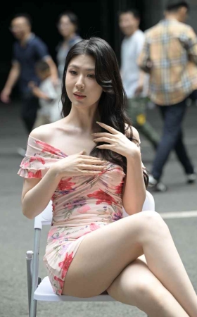 美艳动人 [231P-5.24GB]