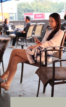 搭讪高跟素颜美女3A305[443M]