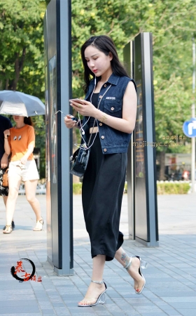 9-28 潇洒前行 [14P]