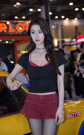 黑丝红短裤 [59P2V-2.69GB]