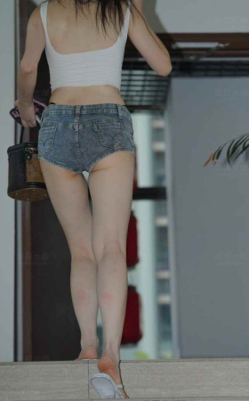 热裤小妹 [617P-7.83GB]