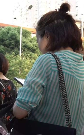 4K - 极品高跟，丝袜美足MM [2.33 GB/avi]