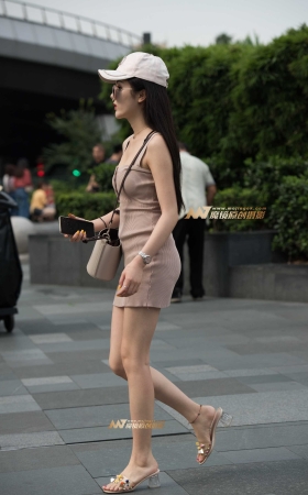 包臀裙长腿美女 [14P]