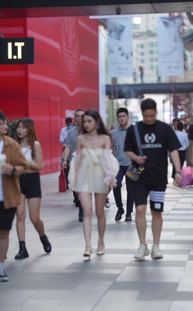 美腿小姐姐