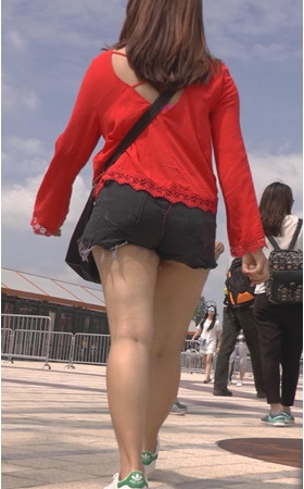 红衣妹子