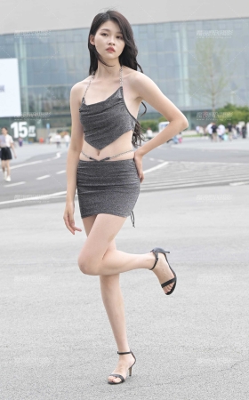 不能再短了 [23P]
