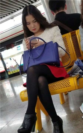 4k-黑丝美腿性感熟女