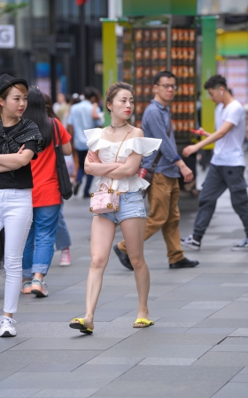 可爱小妹