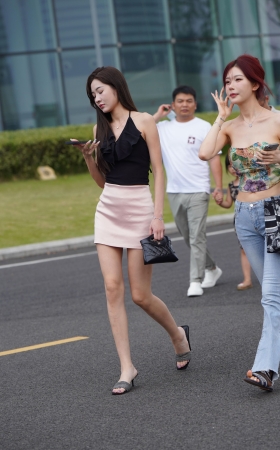 240831-5 75p