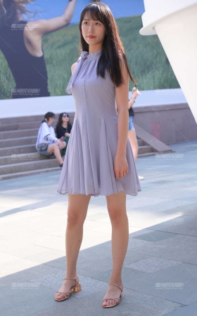 美女摄影师 [27P]