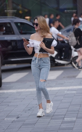 紧身美女 [12P]